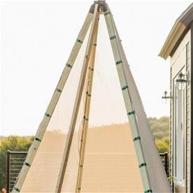 Bijou Build Haven – en mysig koja i tipi-stil och ett upphängningsstativ-2