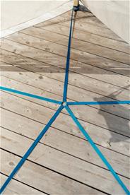 Bijou Build Haven – en mysig koja i tipi-stil och ett upphängningsstativ-5