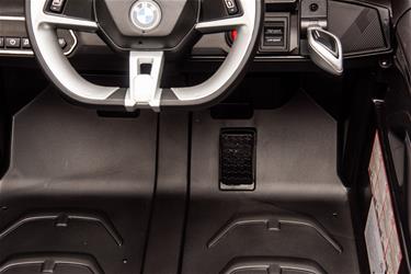 BMW i4 ElBil till Barn 12V  m. Gummidäck + 2.4G Remote +lädersäte-13