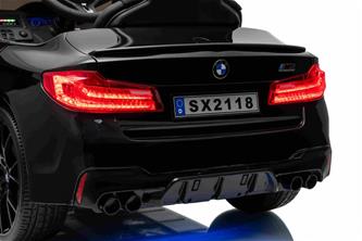 BMW M5 Drift Drift 21,6V Svart för barn 2.4G +Läderstol-18