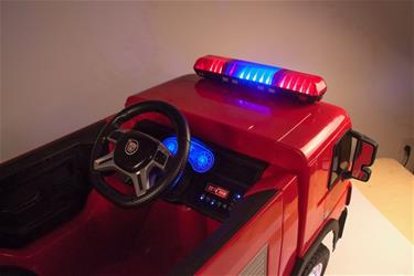 Brandbil Elbil till Barn 12V m/2.4G, Gummidäck, hjälm, vattenpistol, etc.-9