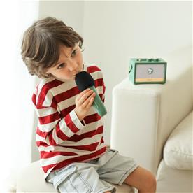 Classic World Mini Retro Tunes Karaoke Set (från 3 år)-4