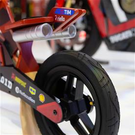  Ducati Desmo GP25 Springcykel / Balans Cykel-7