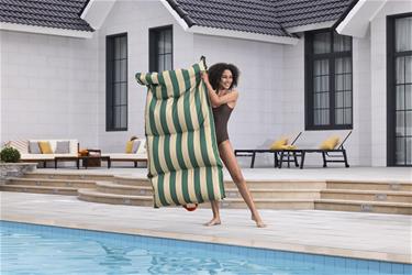 Everluxe lyxig poolmadrass i tyg med bärhandtag-6