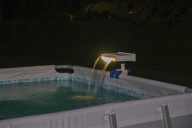 Flowclear Lugnande LED-vattenfall till Pool-8