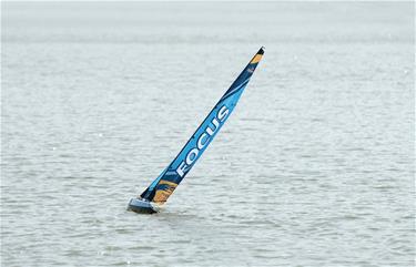 Focus V3 RC-segelbåt – Stor 2,4 GHz RTR-yacht FlySky i6, blå-3