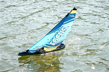 Focus V3 RC-segelbåt – Stor 2,4 GHz RTR-yacht FlySky i6, blå-6