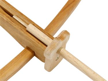 Handkorsbåge i oljat altträ med 3 pilar 31 cm-6