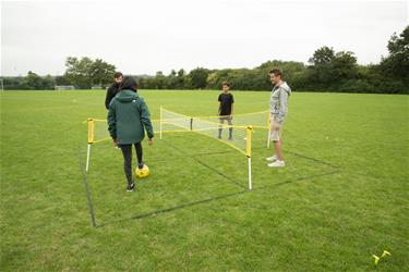 Kickmaster Fotbollstennis set, upp till 4 spelare-11