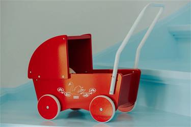 Krea Dockvagn i trä, röd-3