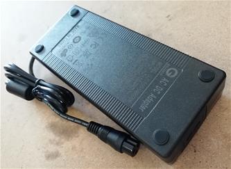 Laddare till Renegade Brushless 1200 W 48 V