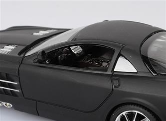 Mercedes Benz SLR McLaren Roadster Radiostyrd Bil 1:24-2