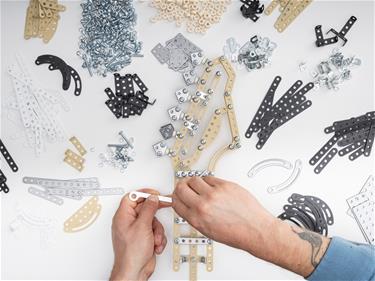 Metalcraft DIY 3D gitarr gul metall byggsats-10