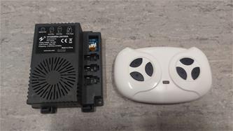 RC 2.4G kontrollbox och fjärrkontroll för VW ID Buzz 22,2V
