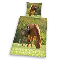Sängkläder med hästmotiv ”Brown Horse and Pony” (100 procent bomull)