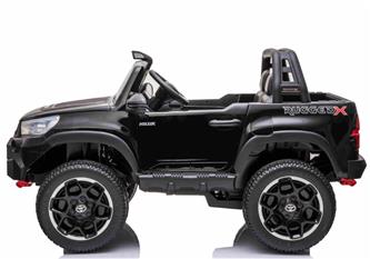 Toyota Hilux 24v elbil m/2x24V 240W motor + lädersäte + gummihjul, svart-2