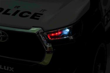 Toyota Hilux Elbil för barn 12v m/gummihjul + lädersäte + 2.4G-8